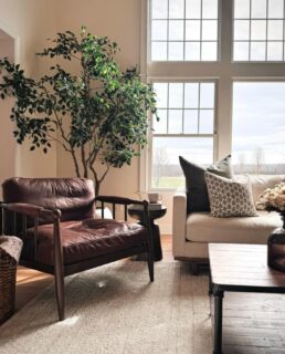 One of my favorite shots from a recent furnishing project. I love this angle because it captures so many materials and textures in one moment: soft linen, textured wool, warm wood, metal and glass accents, greenery, a block-print pattern, and of course some buttery saddle leather…the kind that only gets better with age 😍

This is your sign to mix materials in your home! I’ve found it to be one of the easiest ways to make a room feel warm, layered and complete 🤍